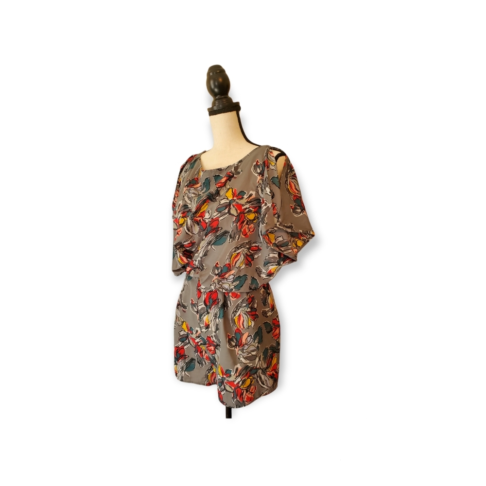 Kimchi Blue by Urban Outfitters floral romper, Size L